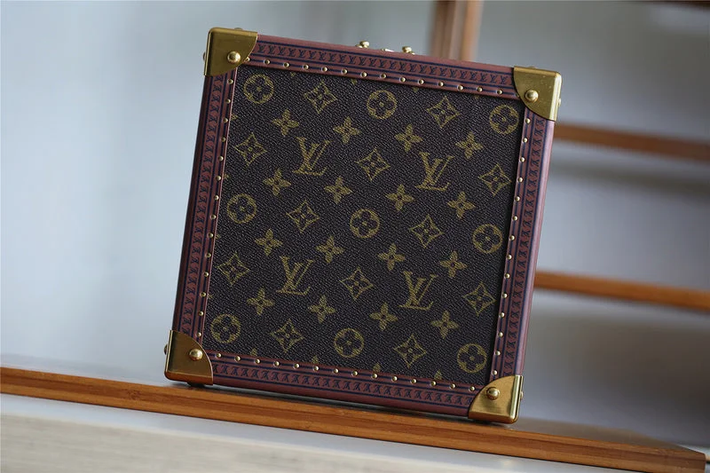 Louis Vuitton Neverfull bags with large capacity for everyday essentialsFranco Shops - Louis Vuittons  - 9539