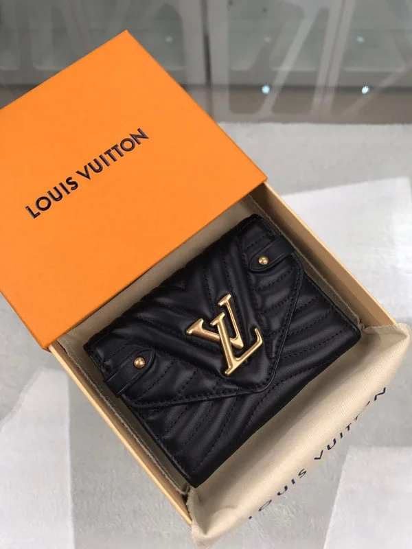 Louis Vuitton bags with a front - zip pocket for small items like keysFranco Shops - Louis Vuittons  - 9146