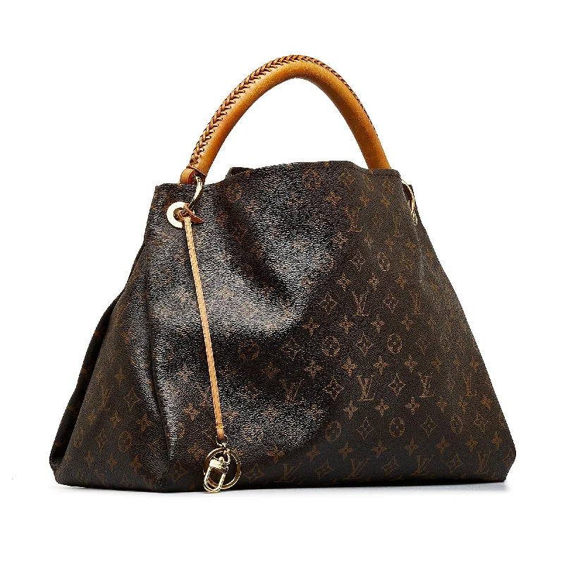 Louis Vuitton Twist bags with the iconic LV - turnlock closureLouis Vuitton Monogram Artsy MM (SHG-ovQN6Z)