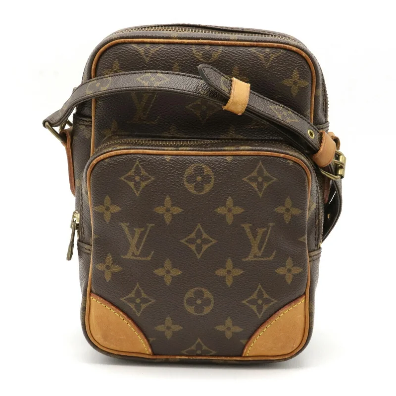 Ladies Louis Vuitton shoulder bags with a tassel decoration for charmLouis Vuitton Monogram Amazon Shoulder Bag Pochette M45236