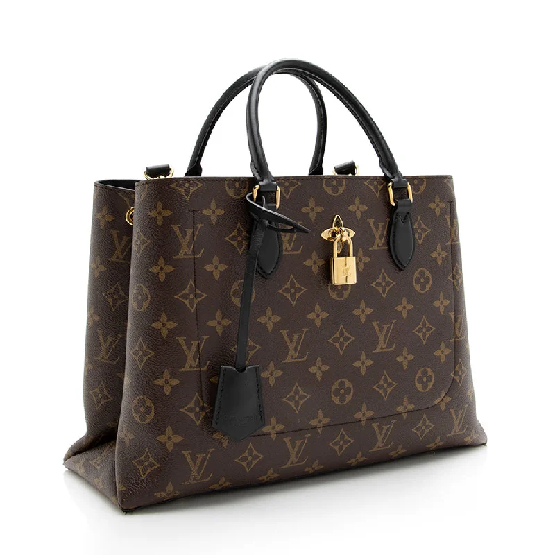 Louis Vuitton Twist bags with a snakeskin - effect panel for a bold lookLouis Vuitton Monogram Canvas Flower Tote (SHF-18026)