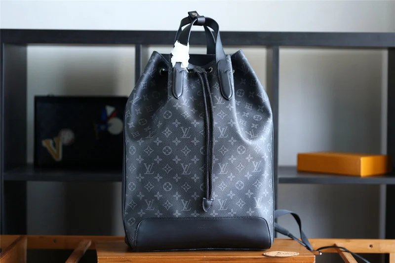 Louis Vuitton backpacks with a hidden back pocket for securityFranco Shops - Louis Vuittons  - 9739