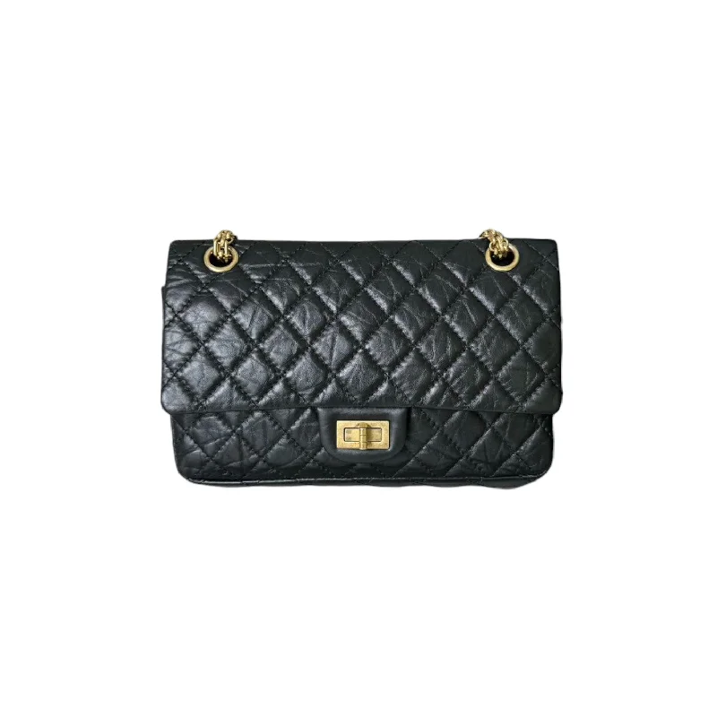 Chanel Medium Tote Bag for Office Ladies2.55 Reissue 225 Flap Aged Calfskin Quilted Black GHW