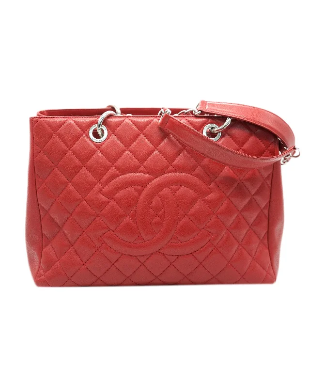 Chanel New Arrival Handbag with Gold HardwareChanel red caviar SHW GST AVC2106