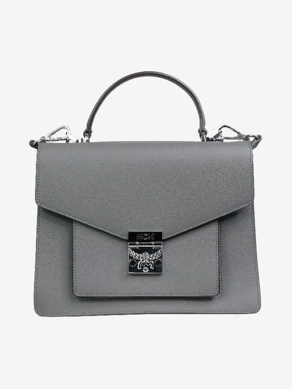 Chanel Luxury Handbag for High - End EventsGrey textured leather top-handle bag with silver hardware