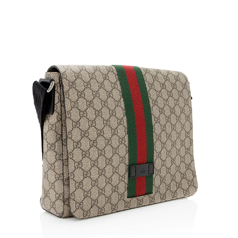 Gucci backpacks for women with a padded laptop compartmentGucci GG Supreme Web Messenger Bag (21187)