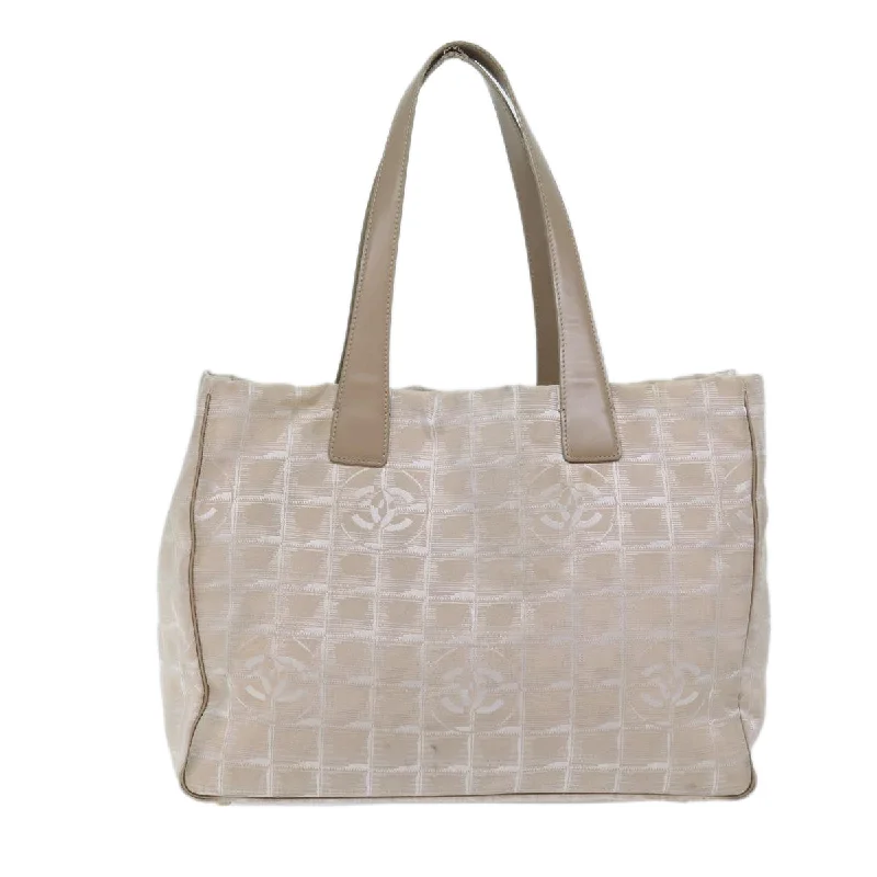 Chanel Medium Tote Bag for Office LadiesCHANEL New Travel Line Tote Bag Nylon Beige CC  bs13324