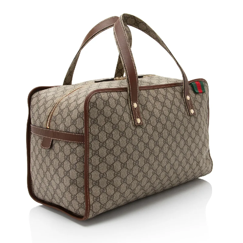 Women Gucci bags with a detachable mobile phone holderGucci GG Supreme Web Loop Medium Duffle Bag (YShwwJ)