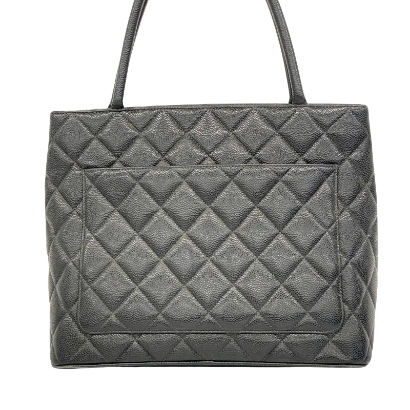 Chanel Medium Tote Bag for Office LadiesCHANEL Shopping Tote