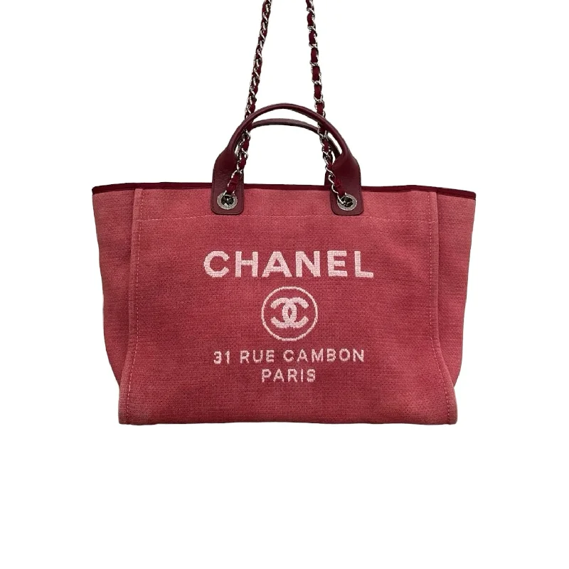 Chanel Quilted Leather Shoulder Bag for FashionistasDeauville Tote Large Canvas Red SHW