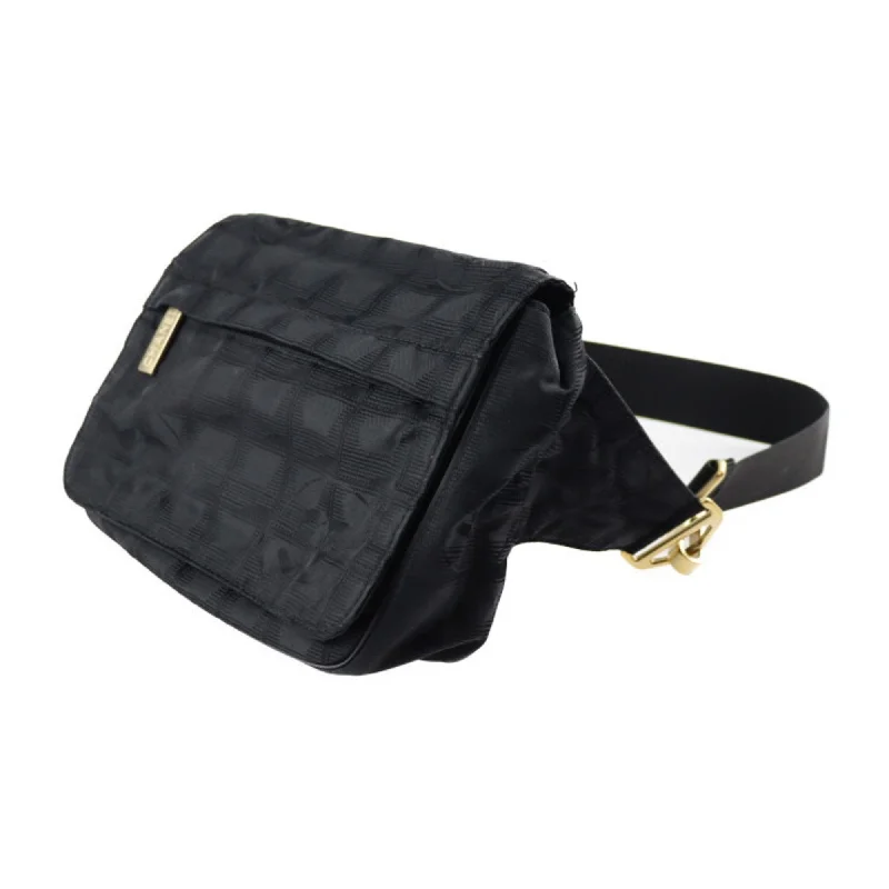 Chanel Medium Tote Bag for Office LadiesCHANEL new travel line waist bag A29346 canvas black gold metal fittings