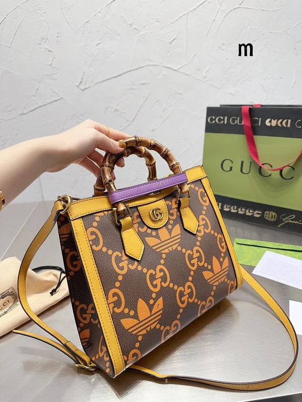 Women Gucci bags with a chain - link trim and a leather bodyLuxury - Gucci Bags - 354