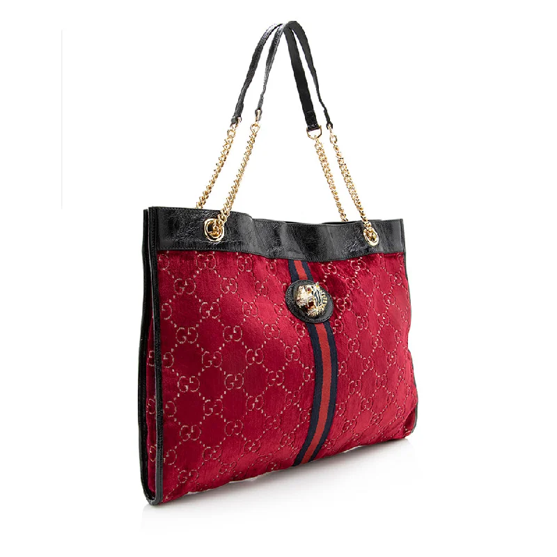 Women Gucci crossbody bags with a keychain holderGucci GG Velvet Rajah Large Tote (22450)