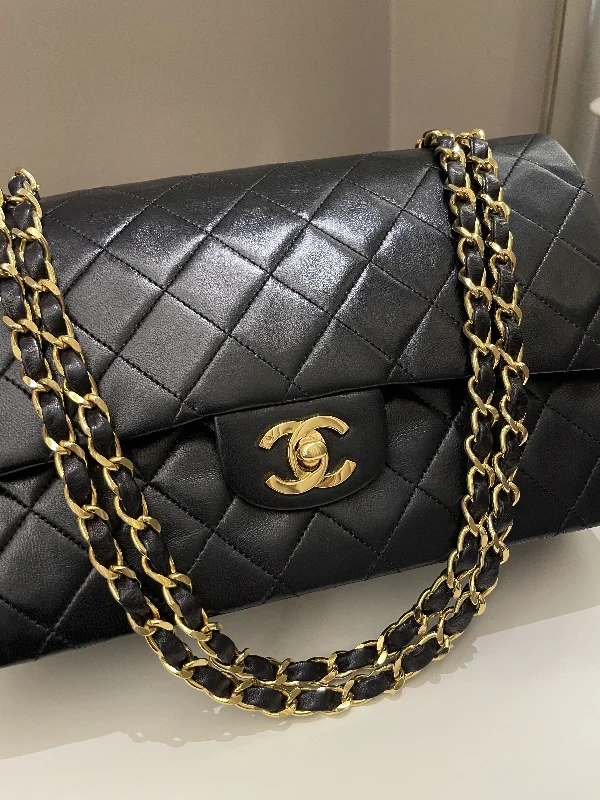 Chanel All - Match Handbag for Versatile StylingChanel Vintage Classic Quilted Medium Double Flap Black Lambskin