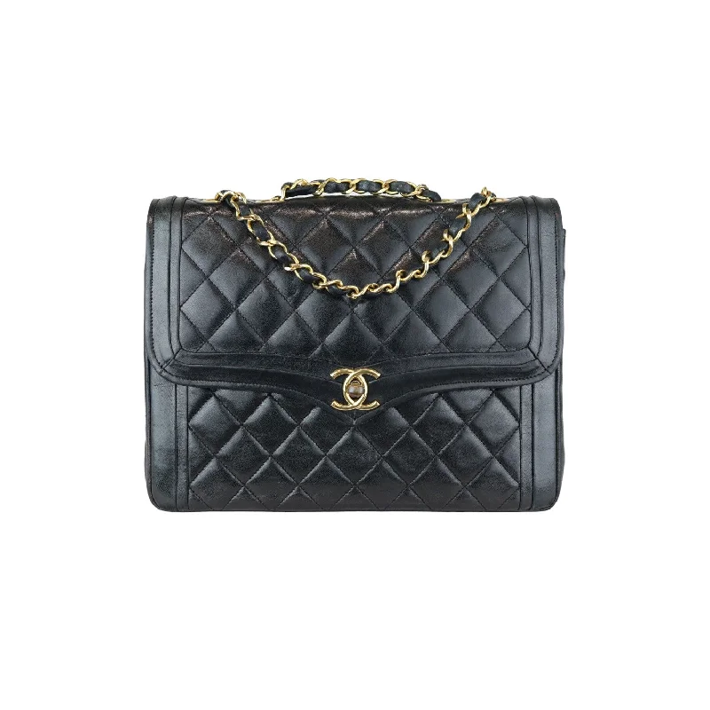 Chanel Lightweight Handbag for Daily ErrandsVintage Single Flap Small Calfskin Black GHW