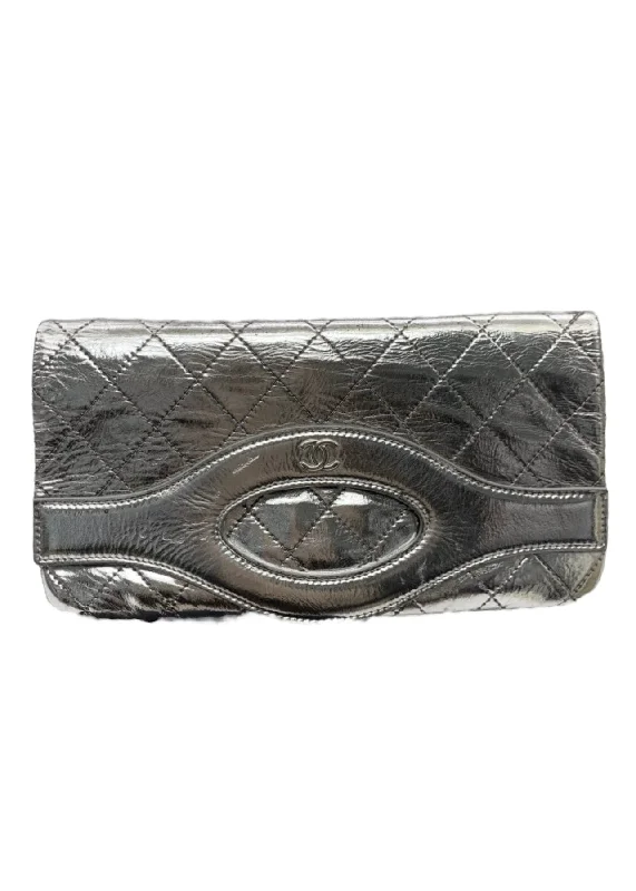 Chanel Colorful Handbag for Spring OutfitsChanel Foldover Clutch Metallic Silver Calfskin SHW #27 SKC1803