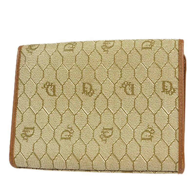 Fashion - forward Christian Dior tote bags for the modern womanChristian Dior 1980s Honeycomb Clutch Bag Beige