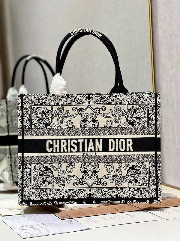 Christian Dior handbags with a detachable mirror for on - the - go touch - upsDior Bag