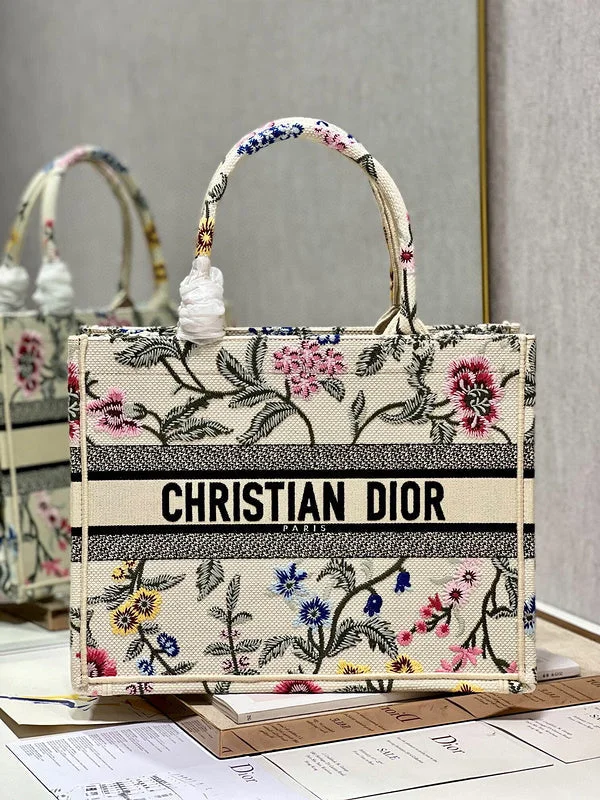 Fashion - forward Christian Dior tote bags for the modern womanDior Bag