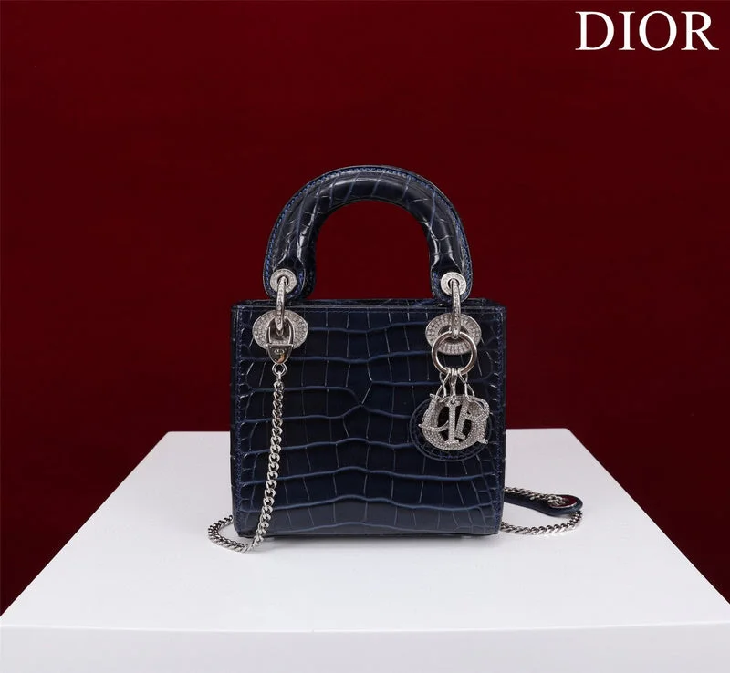 Luxury Christian Dior crossbody bags with a chain - link strapDior Bag