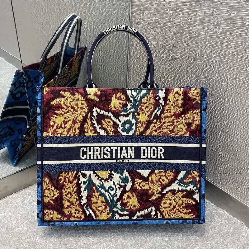 Christian Dior Saddle bags with a studded trim for a bold lookChristian Dior Large Book Tote Paisley