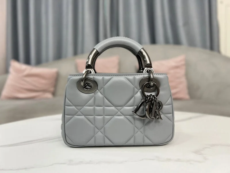 Christian Dior bags with a zip - top closure and multiple compartmentsmakbags - Dior Bags - 1402