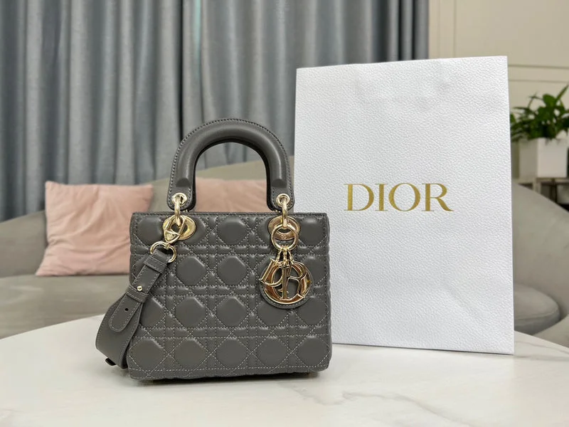 Fashion - forward Christian Dior tote bags for the modern womanmakbags - Dior Bags - 321