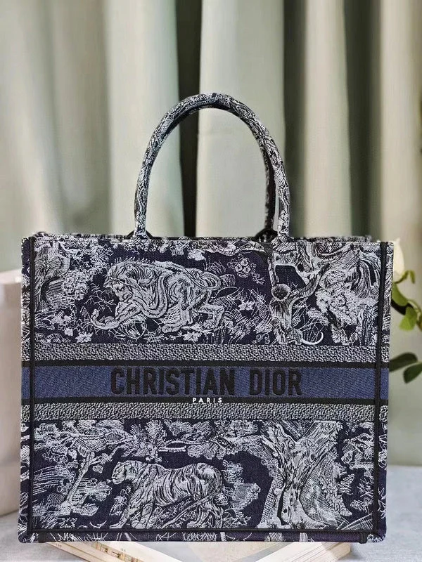 Christian Dior Saddle bags with a distressed leather finishmakbags - Dior Bags - 338