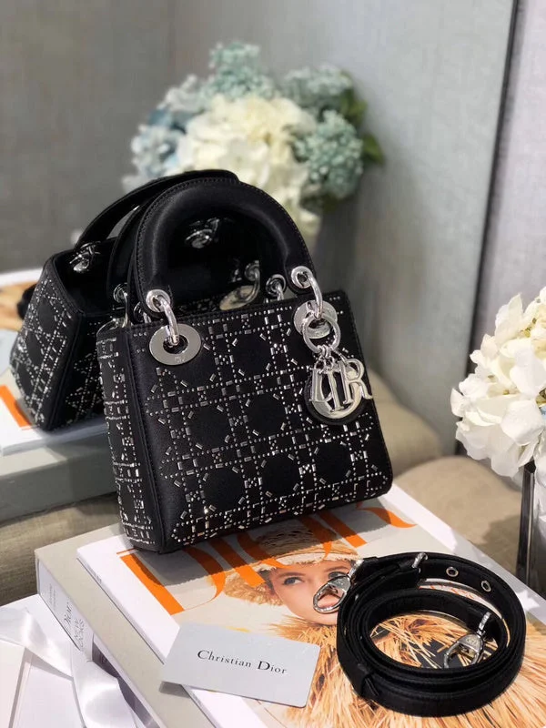 Christian Dior handbags with a detachable mirror for on - the - go touch - upsWF - Dior Bags - 124